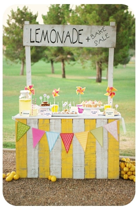  how to make a fun, bright and Vintage Lemonade Stand. { lilluna.com