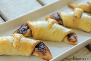 Cream Cheese and Cinnamon Crescent Rolls