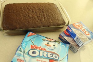 oreo-pudding-poke-cake1