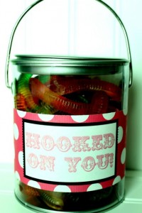 vday-hook on you pail2