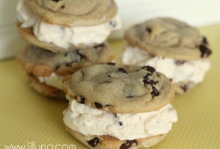 Chocolate Chip Cookie Dough Ice Cream Cookie Sandwiches {Lil' Luna}