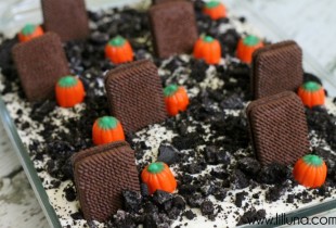 Graveyard Dirt Cake. This is perfect for Halloween!!