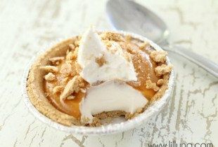 Mini Butterscotch Graham Pies - mmmm!