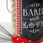 Baked With Love Cookie Gift Idea - cute and inexpensive! {lilluna.com}
