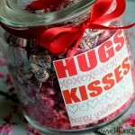 Valentines HUGS and KISSES Jar. LOVE this idea. Free print on { lilluna.com }