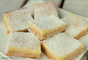 Gooey Butter Bars { lilluna.com }
