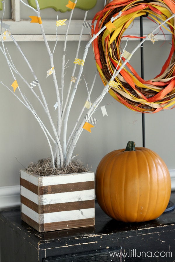 Fall Tree Box Tutorial on { lilluna.com }