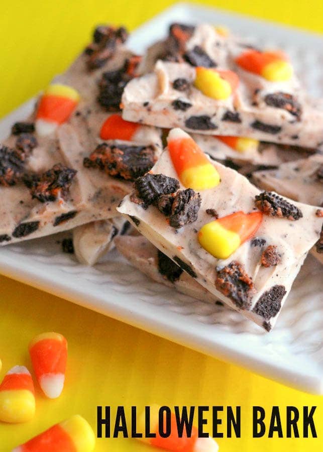Halloween Bark filled with Oreos and Candy Corn - YUMMY!