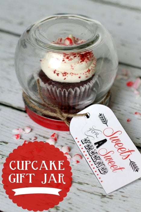 Cupcake-Gift-Jar.-Cute-and-inexpensive.-Comes-with-free-printable ...