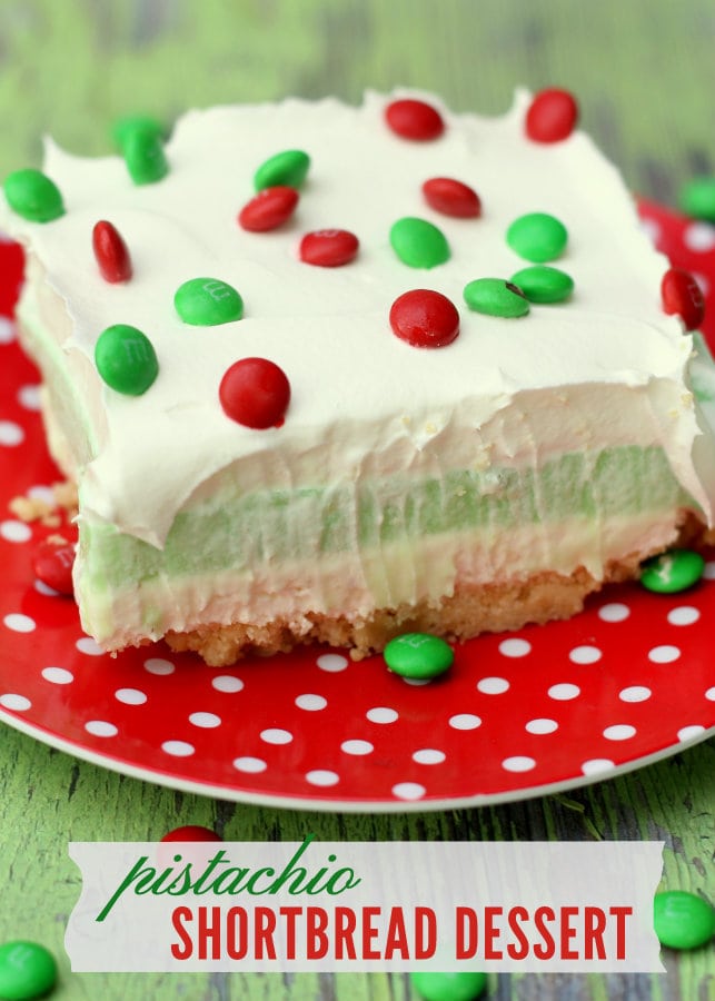 Delicious Pistachio Shortbread Cake - YUM!! #cake
