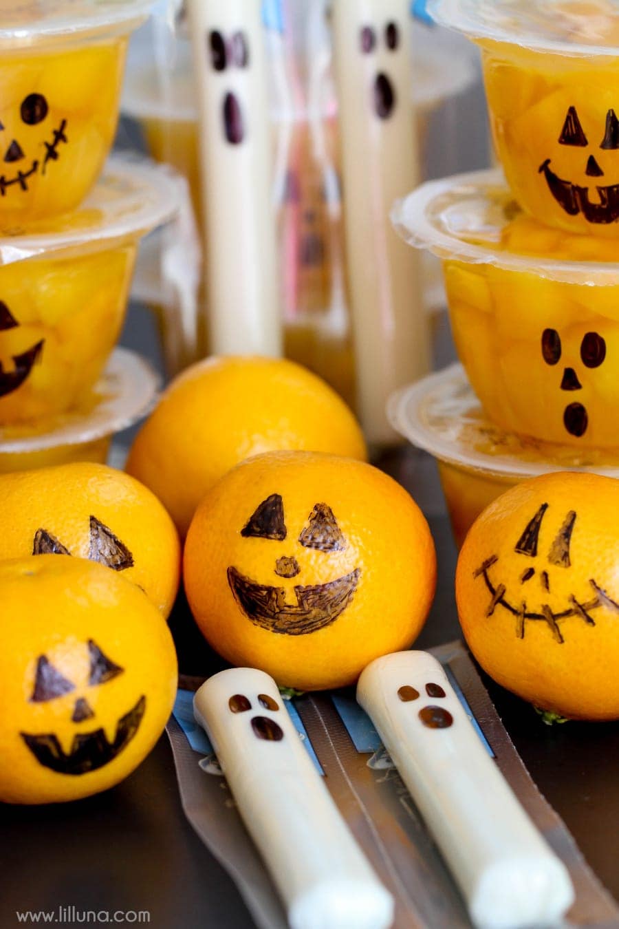 15-super-easy-halloween-treats-for-kids-and-adults-make-at-home