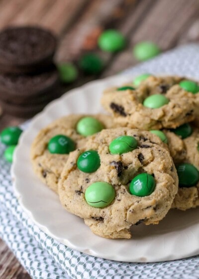 Mint M&M Oreo Cookies {Quick + Tasty} | Lil' Luna