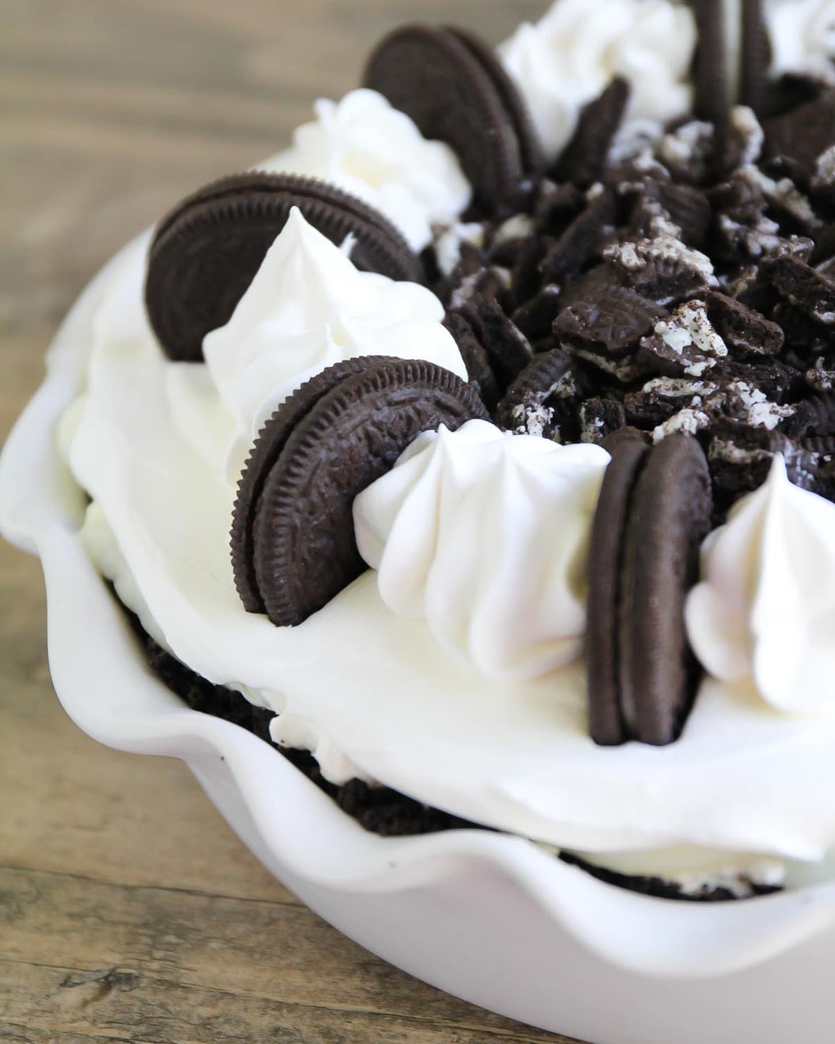 Pudding Pie topped with whole and chopped Oreo
