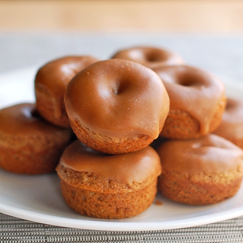 25 Homemade Donut Recipes - so many recipes, so little time!! { lilluna.com }