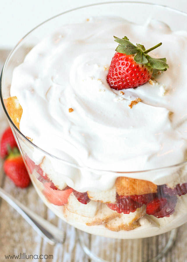 Strawberries and Cream Angel Food Cake Trifle