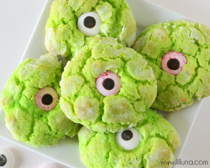 monster eye cookies