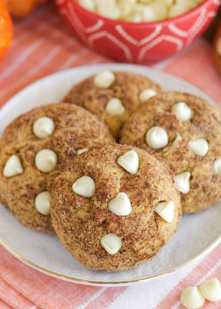 Pumpkin Snickerdoodles {With White Chocolate Chips!} Lil' Luna
