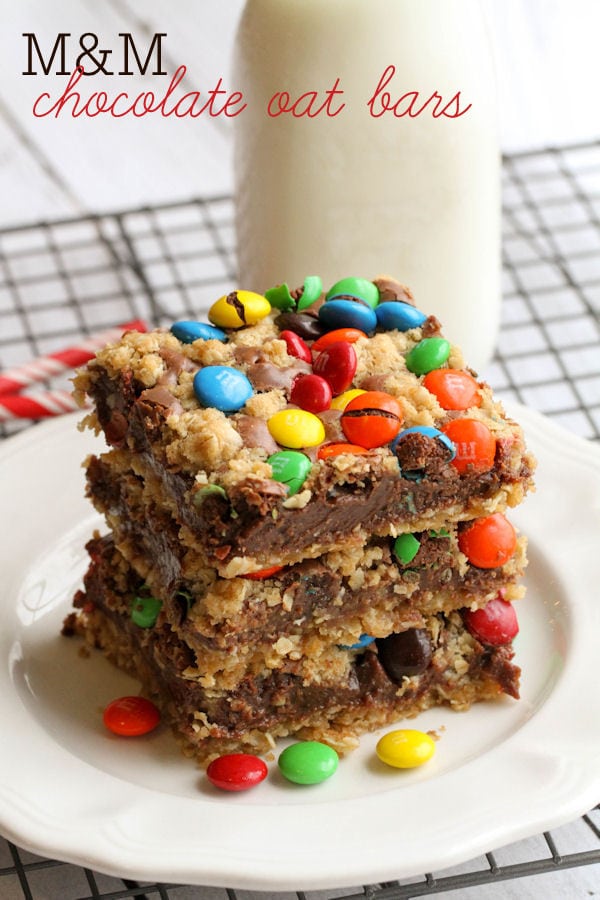 One of the best bar recipes you'll ever try!! M&M Chocolate Oat Bars - SO yummy! { lilluna.com }