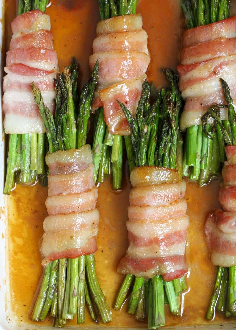 Asparagus bundles wrapped in bacon