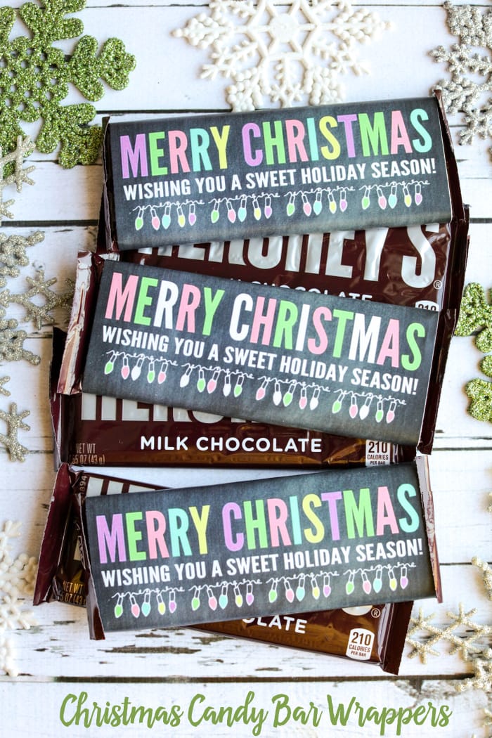 FREE Christmas Candy Bar Wrappers - perfect for a sweet treat to give this holiday season.