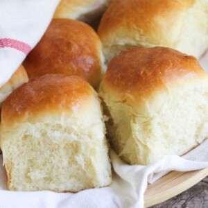 Rolls with best sale instant yeast