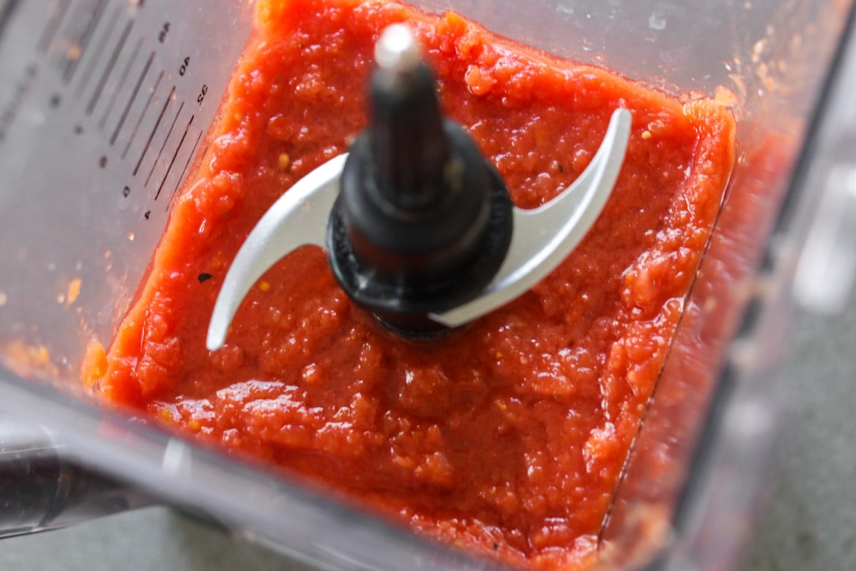 How to make chili's salsa in a blender