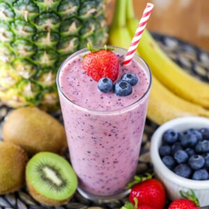 The BEST Fruit Smoothie Recipe | Lil' Luna