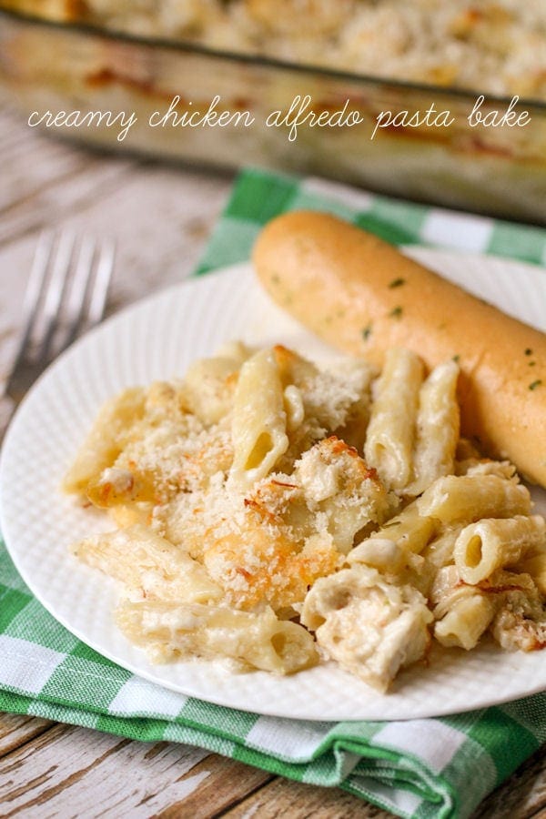 Creamy Chicken Alfredo Pasta Bake