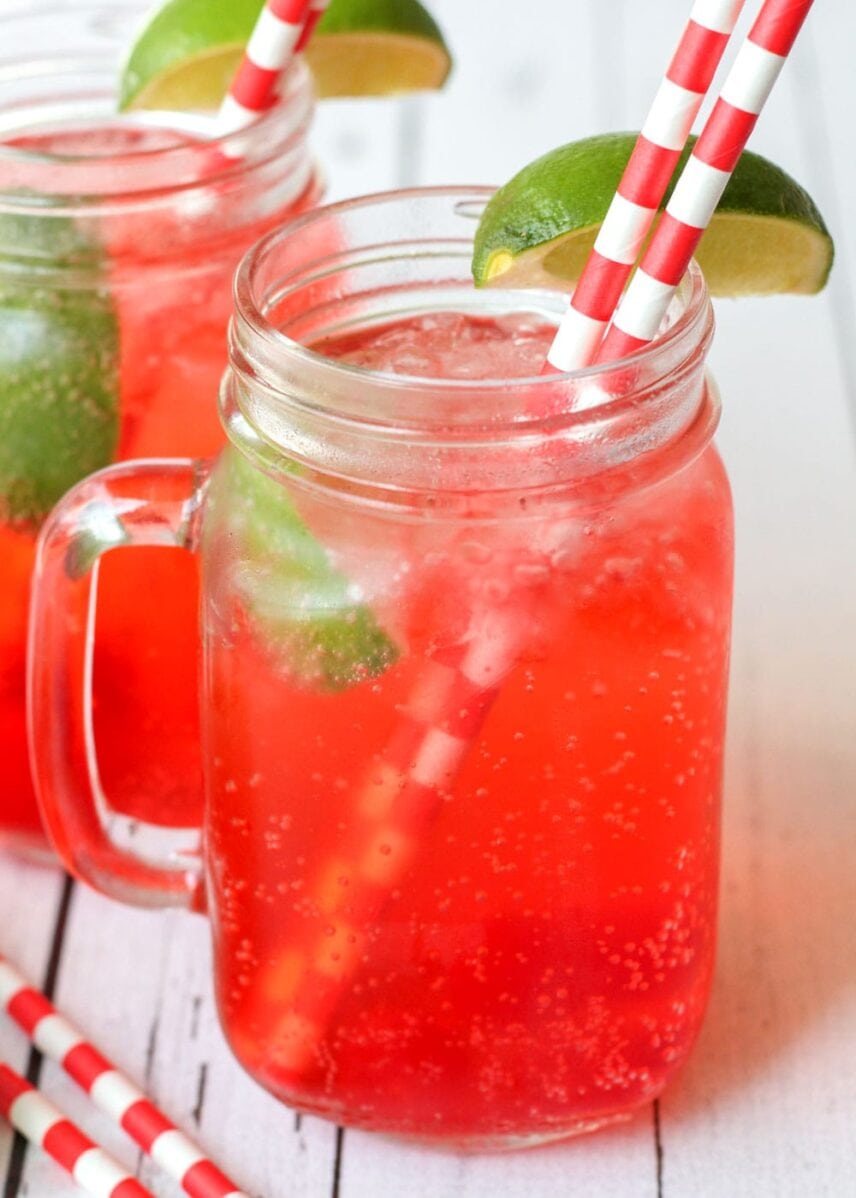 Cherry Limeade {Sonic Copycat Recipe} + VIDEO | Lil' Luna