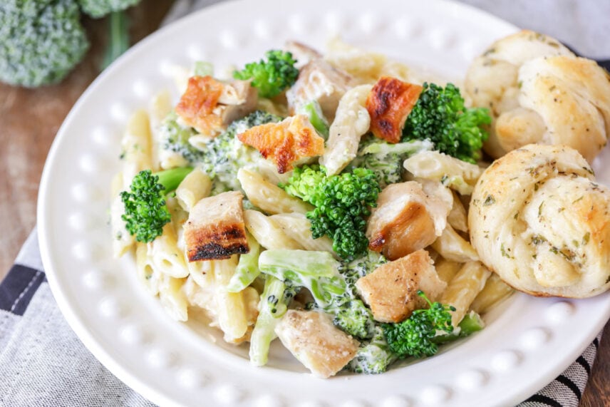 Chicken Broccoli Alfredo {easy Cheesy} Lil Luna