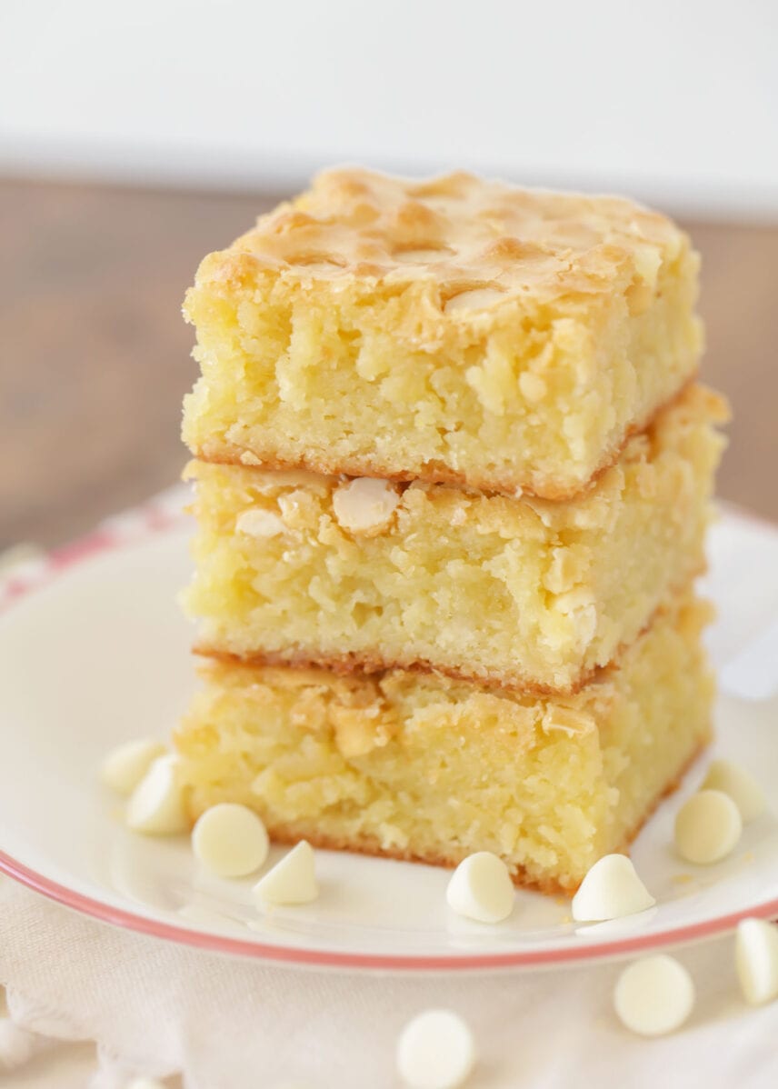 White Chocolate Blondies {chewy Delish} Lil Luna