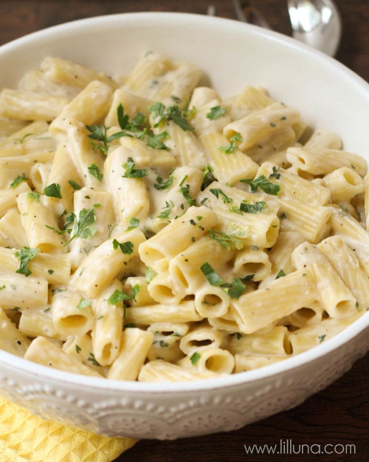 One Pan Creamy Garlic Penne Recipe