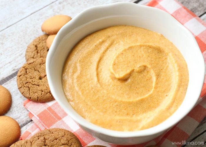 Pumpkin Pie Dip in bowl