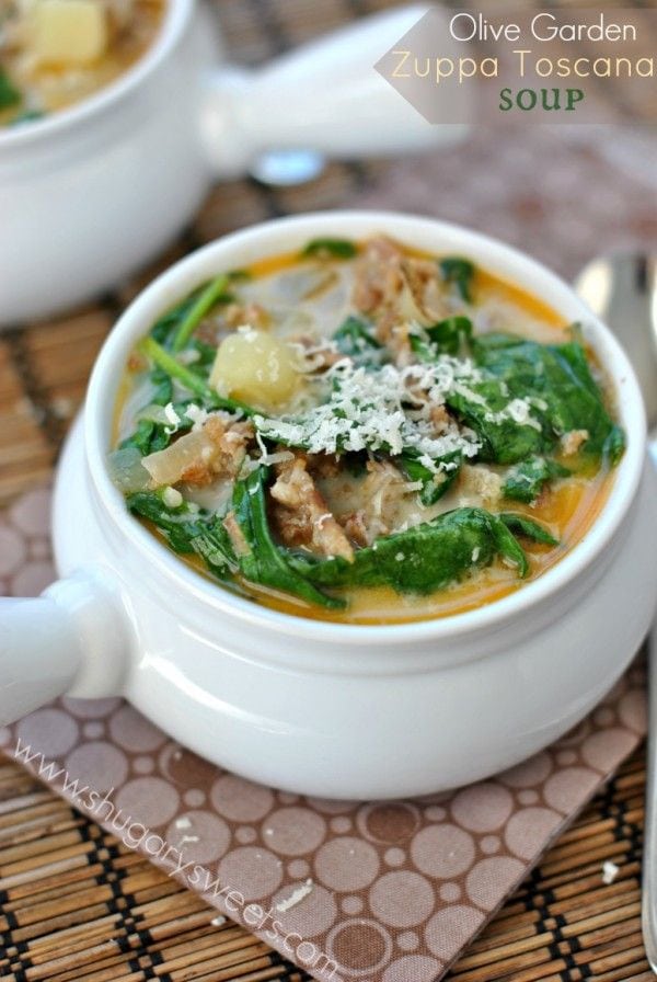A MUST SEE roundup of 50+ soup recipes, just in time for fall!! { lilluna.com }