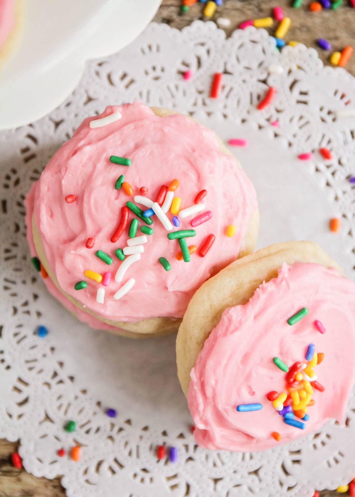 NO ROLL Sugar Cookies with a delicious frosting on top