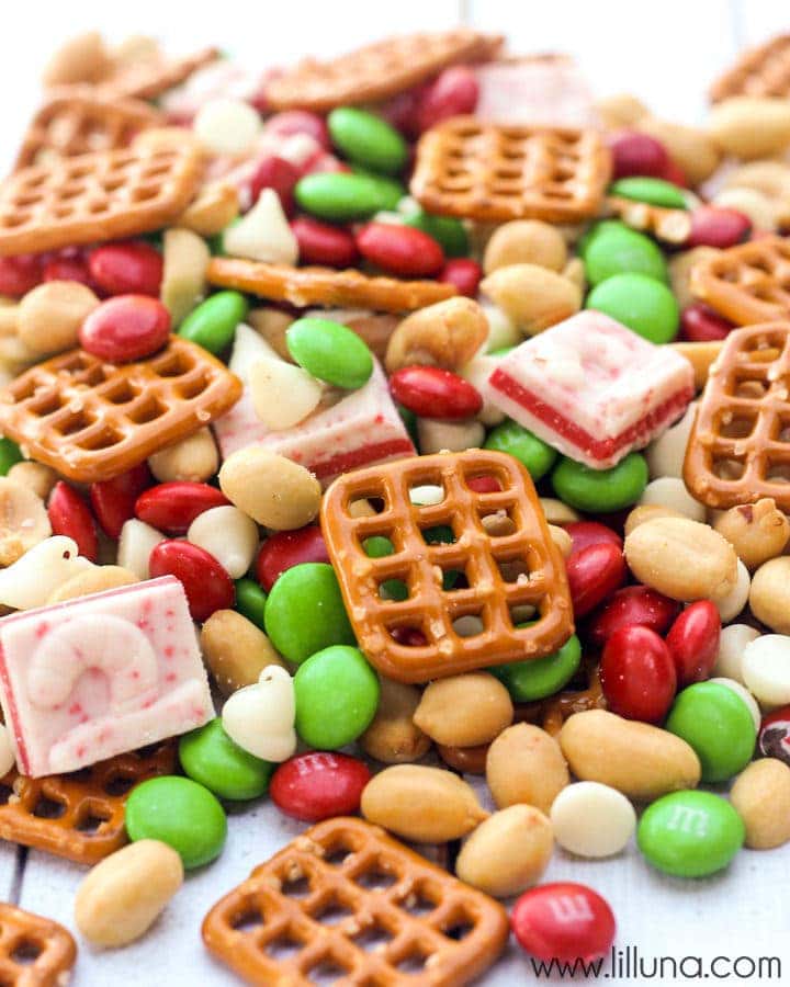 Holiday Trail Mix - Healthy, Festive Recipe!