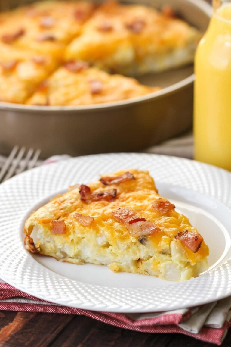 Cheesy Bisquick Breakfast Pie {with Hashbrowns} Lil' Luna