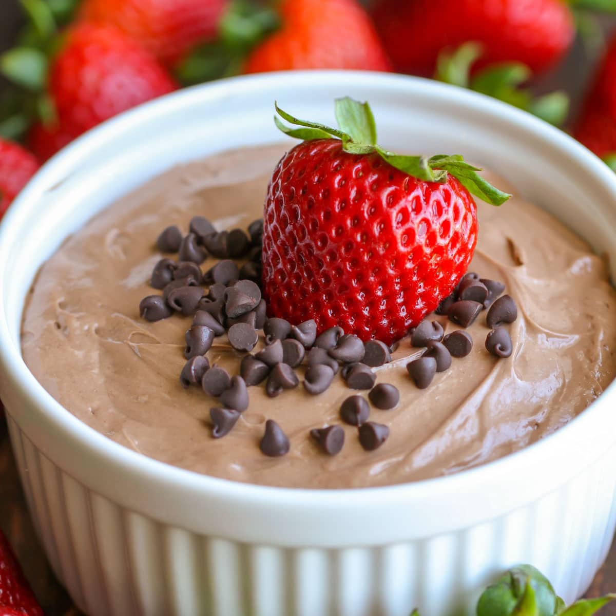 Nutella dip with a strawberry in it