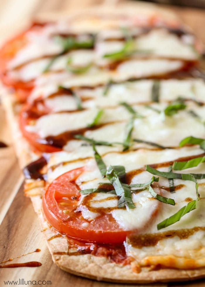 Caprese Flatbread Pizza