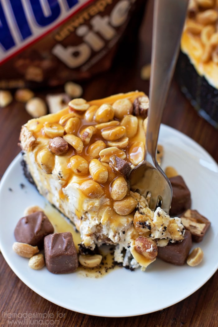 No-Bake Snickers Cheesecake