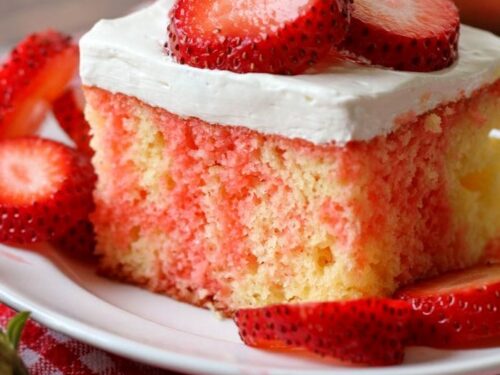 strawberry crunch cake recipe with jello
