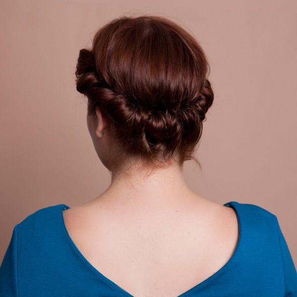 15 easy updos for all lengths and types of hair! Perfect for lazy days and rushed mornings when you just need to throw your hair up! See it on { lilluna.com }