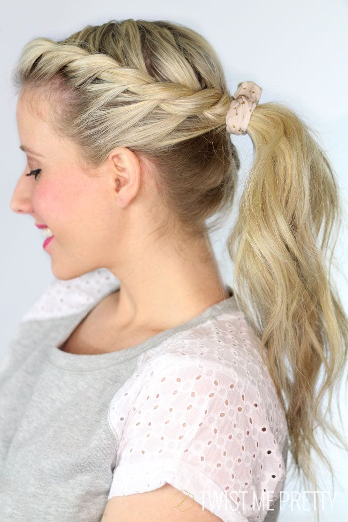 15 easy updos for all lengths and types of hair! Perfect for lazy days and rushed mornings when you just need to throw your hair up! See it on { lilluna.com }