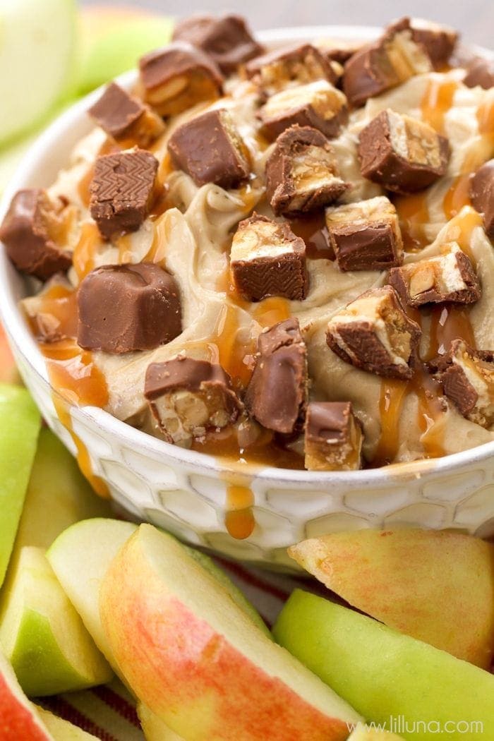 FAVORITE Snickers Caramel Apple Dip Recipe Lil' Luna