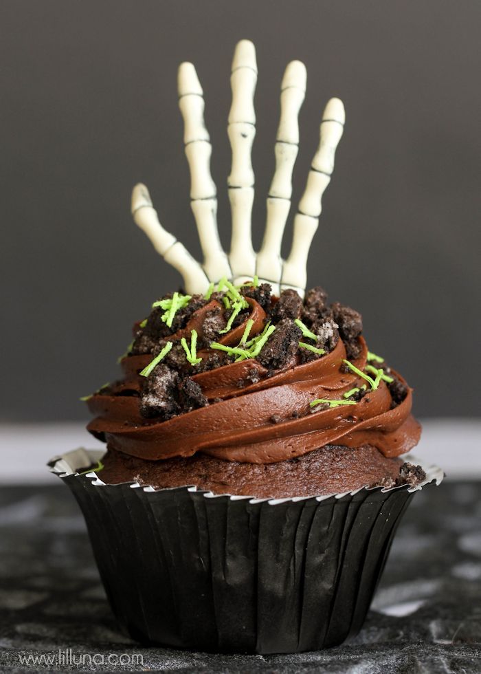 Super Delicious and Creepy Cupcakes with doctored Cake Mix and Homemade Chocolate Buttercream Frosting! { lilluna.com }