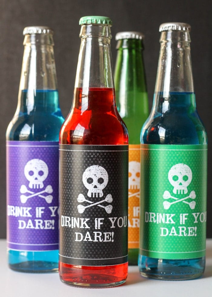 FREE Halloween Soda Pop Labels - perfect for your next party or even for a gift. Get the FREE Prints on { lilluna.com }
