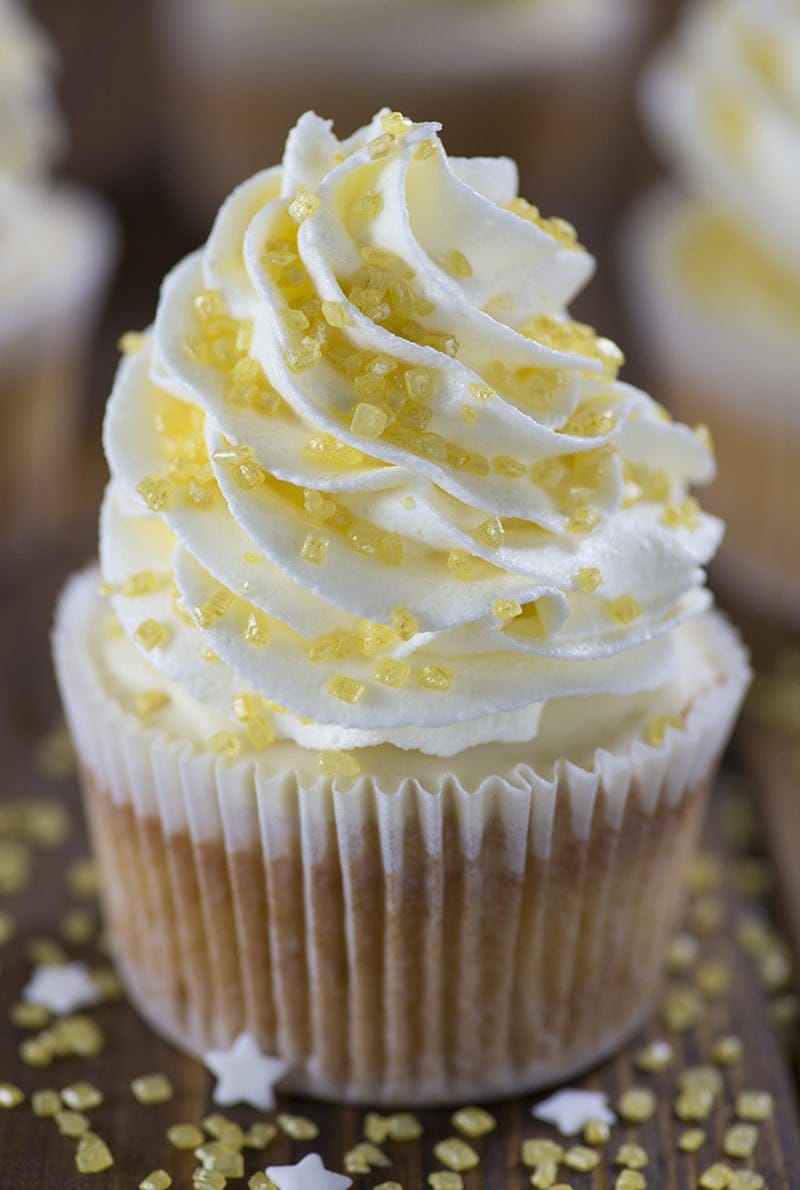 Sparkling Cider Cupcakes - the perfect dessert for any party but especially for New Years Eve!!