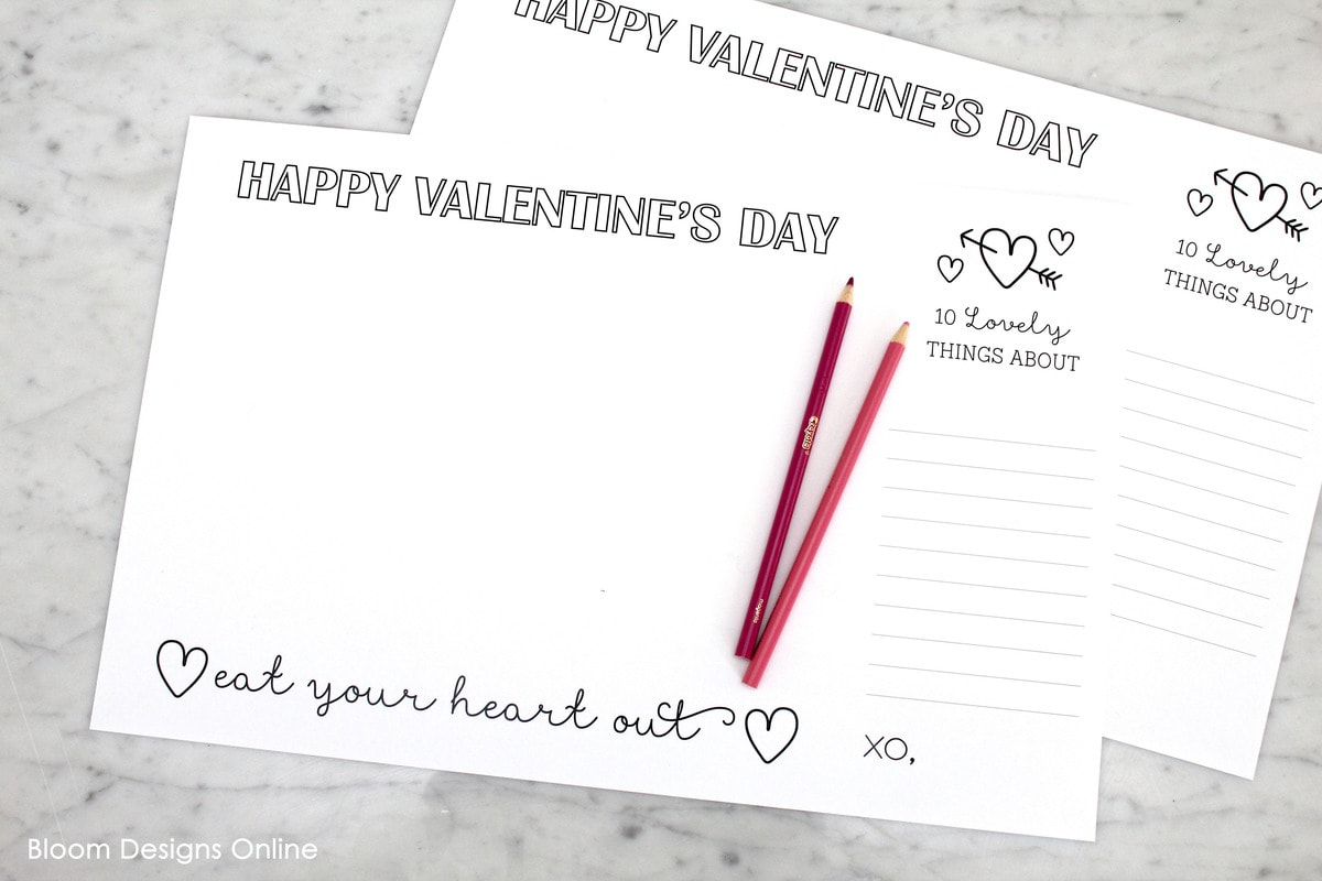 FREE Printable Valentine's Day Placemats - such a cute idea to use for parties or for February 14th!!