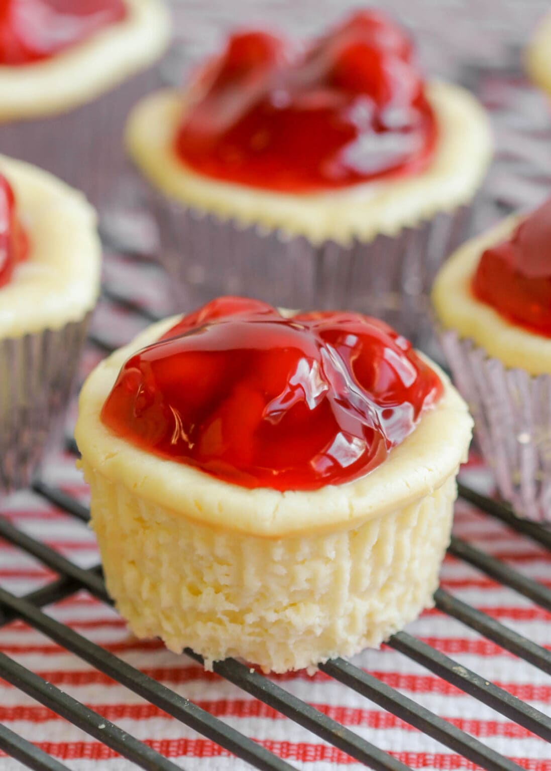 Easy Cheesecake Cupcakes | Lil&amp;#39; Luna