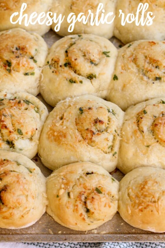 Cheesy Garlic Rolls - Lil' Luna